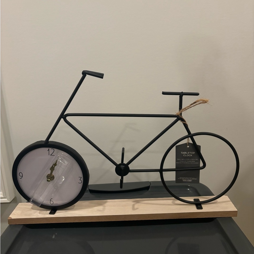 Bike clock decor